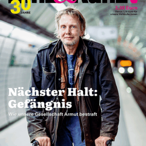 Ein Mann mit Rollator steht an einem U-Bahnsteig. Titelzeile: "Nächster Halt: Gefängnis"