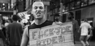 „Sachliche“ Auseinandersetzung mit dem demokratischen Präsidentschaftskandidaten, fotografiert in Las Vegas, 2024. Foto: Michael Dressel