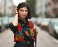 Kennt vieles, was sie in ihrem neuen Roman erzählt aus ihrem eigenen Leben: Autorin Jegana Dschabbarowa. Foto: Dmitrij Leltschuk