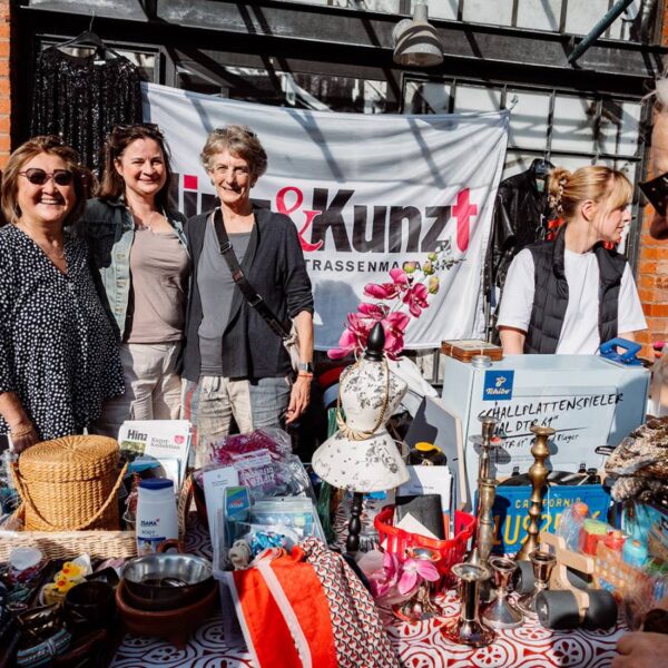 In Aktion für Hinz&Kunzt: der American Women’s Club of Hamburg. Foto: Dmitrij Leltschuk