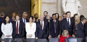 Die Bosse der großen US-Tech-Firmen bei der Amtseinführung von Donald Trump. „Wir haben es mit einer Allianz zu tun, die bestenfalls auf den eigenen Gewinn aus ist und schlimmstenfalls ihr eigenes Weltbild durchsetzen will“, sagt Björn Staschen. Foto: Actionpress / CNP via ZUMA Press Wire / Zuma P