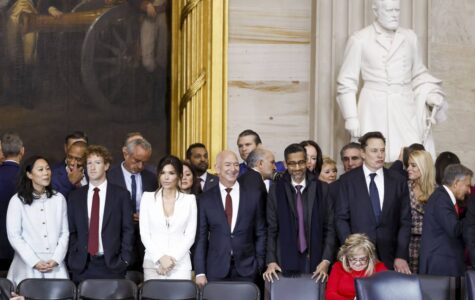 Die Bosse der großen US-Tech-Firmen bei der Amtseinführung von Donald Trump. „Wir haben es mit einer Allianz zu tun, die bestenfalls auf den eigenen Gewinn aus ist und schlimmstenfalls ihr eigenes Weltbild durchsetzen will“, sagt Björn Staschen. Foto: Actionpress / CNP via ZUMA Press Wire / Zuma P