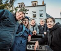 Huah! haben zeitlos großartige Zeilen produziert – und geben die jetzt endlich wieder auf der Bühne zum Besten. Foto: Dmitrij Leltschuk.