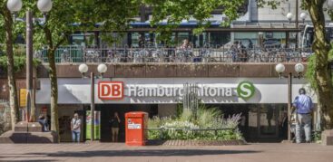 Der südliche Eingangsbereich des Bahnhofs Altona.