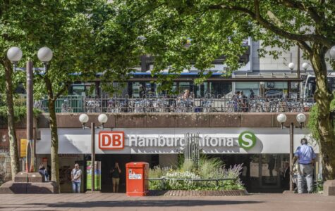 Der südliche Eingangsbereich des Bahnhofs Altona.