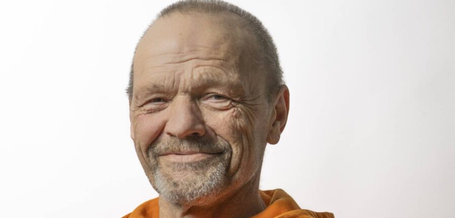 Einer „normalen“ Arbeit wird Robert wegen seiner körperlichen Einschränkungen nie mehr nachgehen können. Foto: Mauricio Bustamante