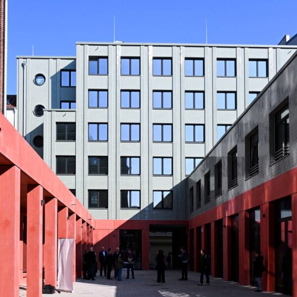 Neue, moderne Fassade