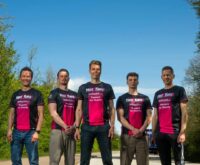 Gemeinsam am Start für Hinz&Kunzt: die Laufgruppe der Firma „MF Gabelstapler“. Foto: Mauricio Bustamante
