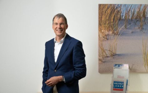 Ist mit der Ausgestaltung der „neuen Grundsicherung“ zufrieden: Hamburgs Jobcenter-Chef Dirk Heyden. Foto: Mauricio Bustamante