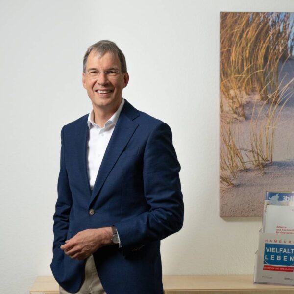Ist mit der Ausgestaltung der „neuen Grundsicherung“ zufrieden: Hamburgs Jobcenter-Chef Dirk Heyden. Foto: Mauricio Bustamante