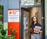 Das DRK-Zentrum Osdorfer Born von Leiterin Marit Hofman ist von Kürzungen betroffen. Foto: Dmitrij Leltschuk
