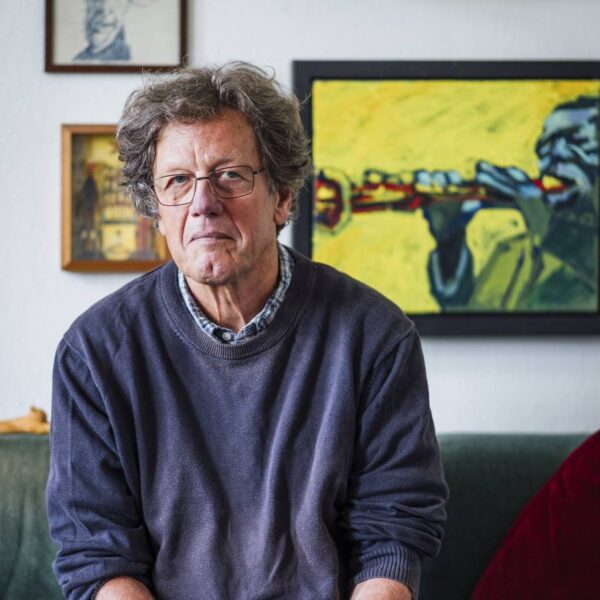 Ehemals Sozialarbeiter und Familientherapeut, heute Buchautor: Hannes Classen. Foto: Miguel Ferraz
